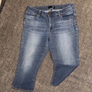 1822 Stylish Blue Denim Jeans capris